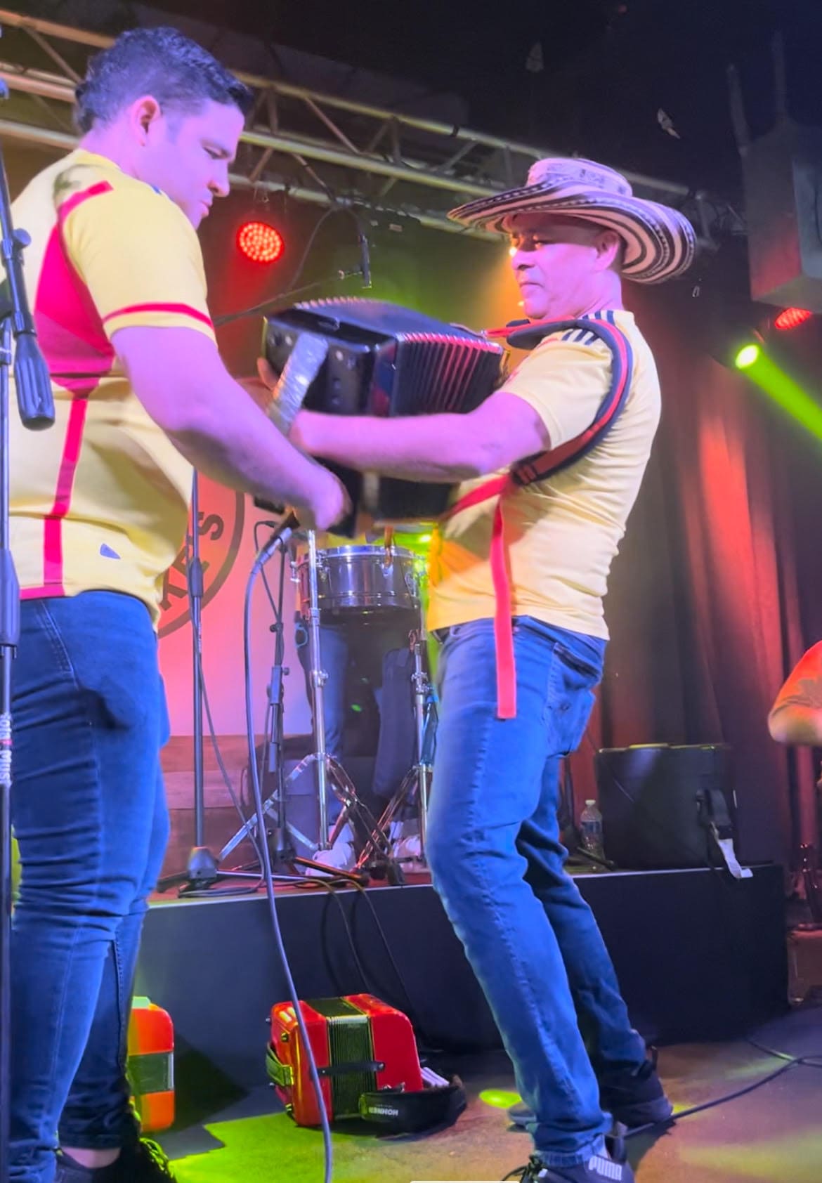 Noches de vallenato sunday